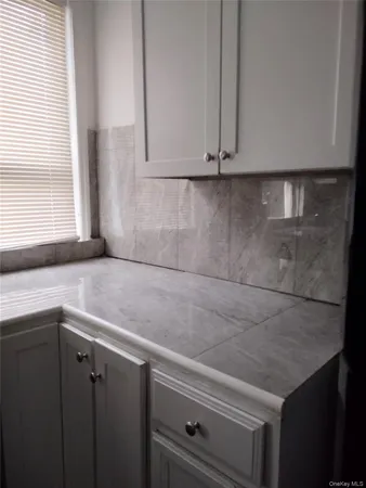 $2,400 | 15 Hoffman Avenue, Unit 2, Poughkeepsie, NY 12603