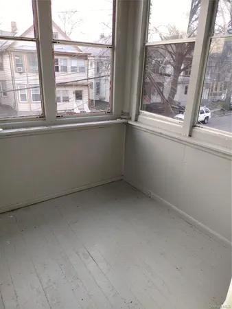 $2,400 | 15 Hoffman Avenue, Unit 2, Poughkeepsie, NY 12603