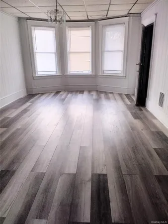 $2,400 | 15 Hoffman Avenue, Unit 2, Poughkeepsie, NY 12603