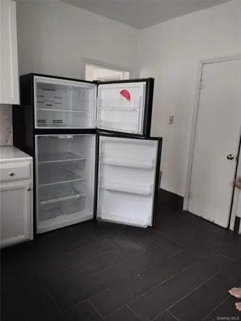 $2,400 | 15 Hoffman Avenue, Unit 2, Poughkeepsie, NY 12603