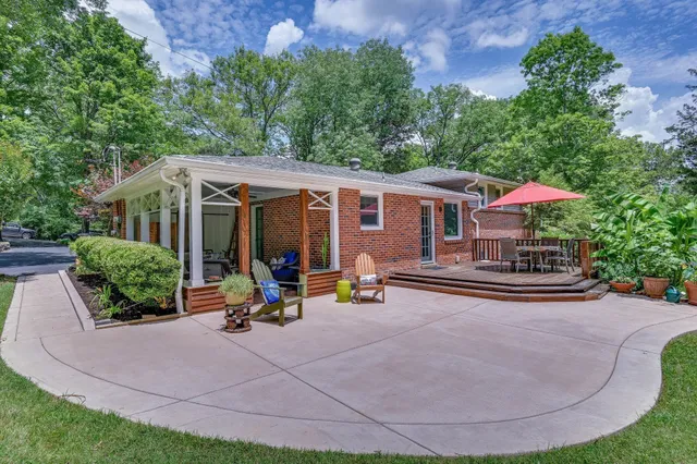 $3,400 | 682 Shawnee Drive, Nashville, TN 37205