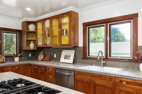 $1,495,000 | 1275 North Hill Avenue, Pasadena, CA 91104