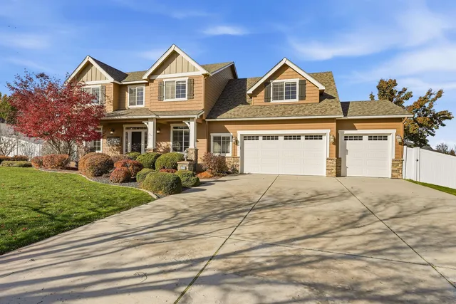 $925,000 | 17211 East Rosemont Lane, Greenacres, WA 99016