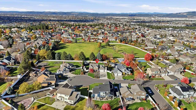 $925,000 | 17211 East Rosemont Lane, Greenacres, WA 99016