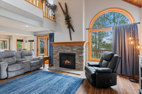 $865,000 | 116 Eagle Pointe Road, Coleraine, MN 55722