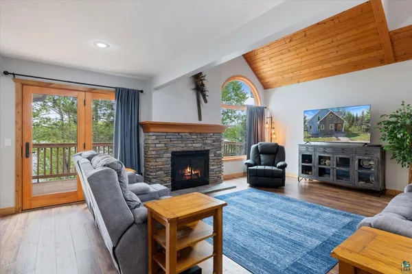 $865,000 | 116 Eagle Pointe Road, Coleraine, MN 55722