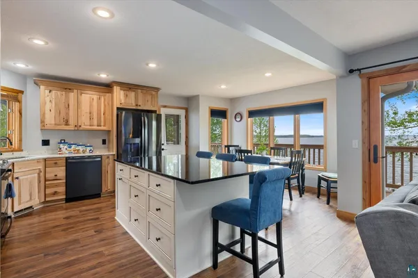 $865,000 | 116 Eagle Pointe Road, Coleraine, MN 55722