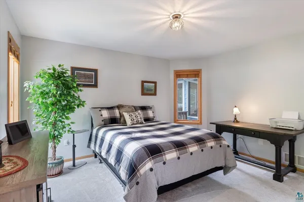 $865,000 | 116 Eagle Pointe Road, Coleraine, MN 55722