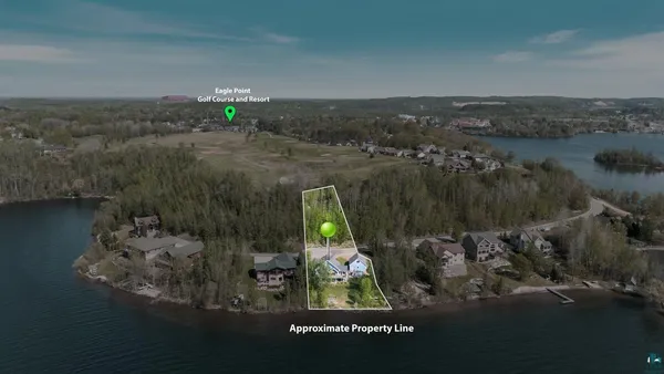 $865,000 | 116 Eagle Pointe Road, Coleraine, MN 55722