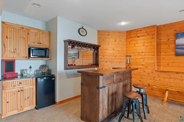 $865,000 | 116 Eagle Pointe Road, Coleraine, MN 55722