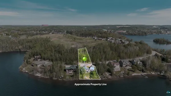 $865,000 | 116 Eagle Pointe Road, Coleraine, MN 55722