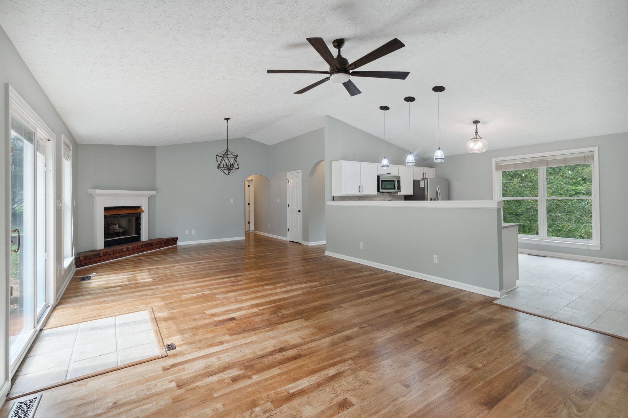 509 Ridgemont Drive Dickson, TN 37055 - Photo 7 of 24 Gallery Image 7