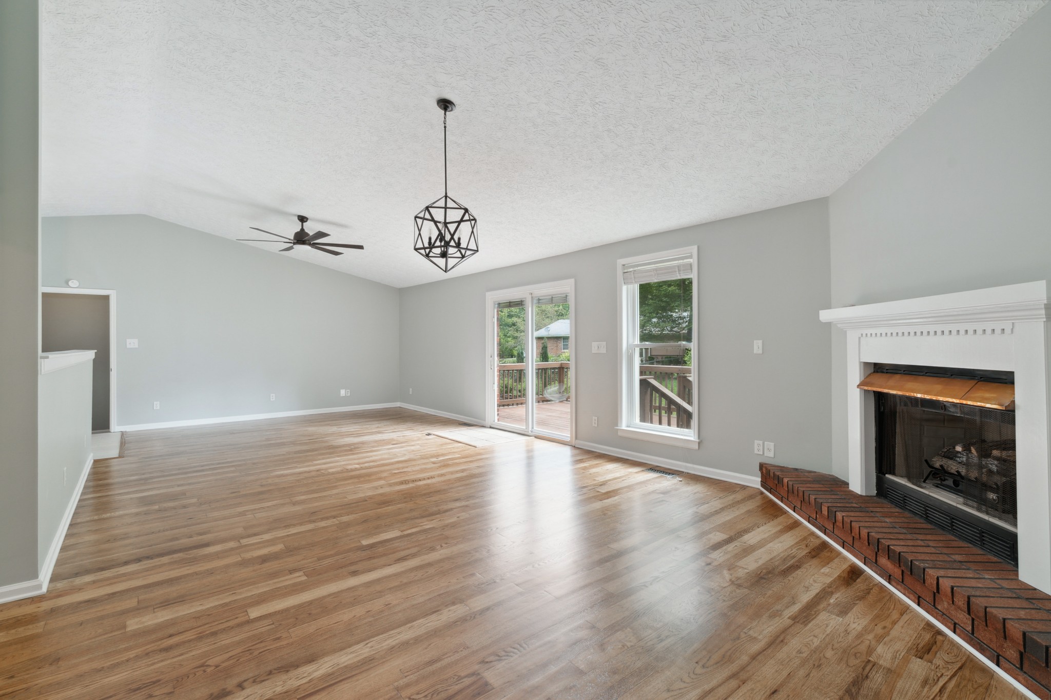 509 Ridgemont Drive Dickson, TN 37055 - Photo 9 of 24 Gallery Image 9