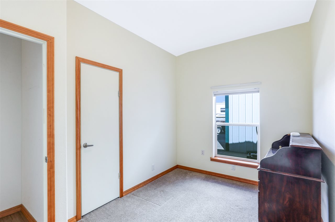 8928 North Wood Road Spokane, WA 99224 - Photo 22 of 47