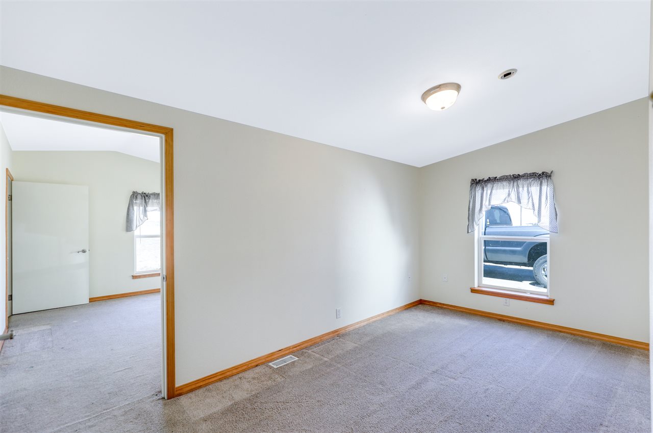 8928 North Wood Road Spokane, WA 99224 - Photo 24 of 47