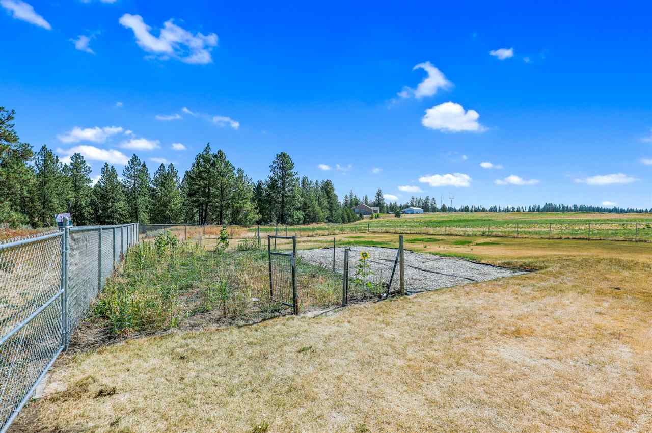 8928 North Wood Road Spokane, WA 99224 - Photo 39 of 47