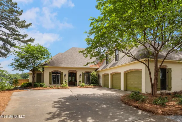 $899,000 | 130 Northshore Point, Madison, MS 39110