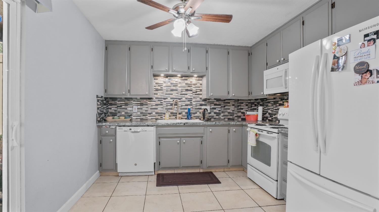 609 Edgebrook Court Modesto, CA 95354 - Photo 21 of 31 Gallery Image 21