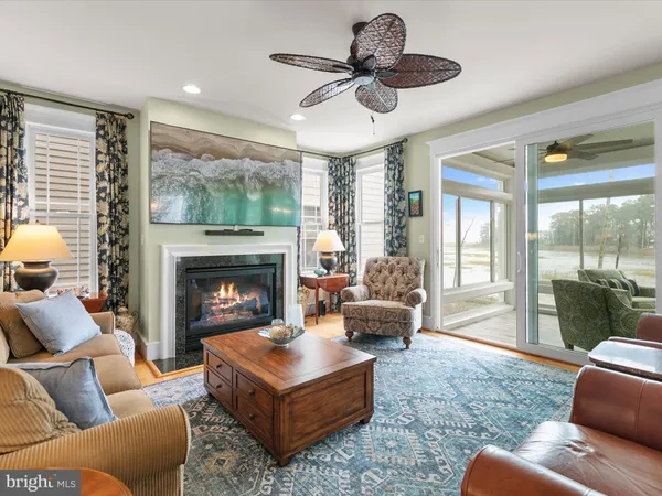 a view of a dining room and livingroom view