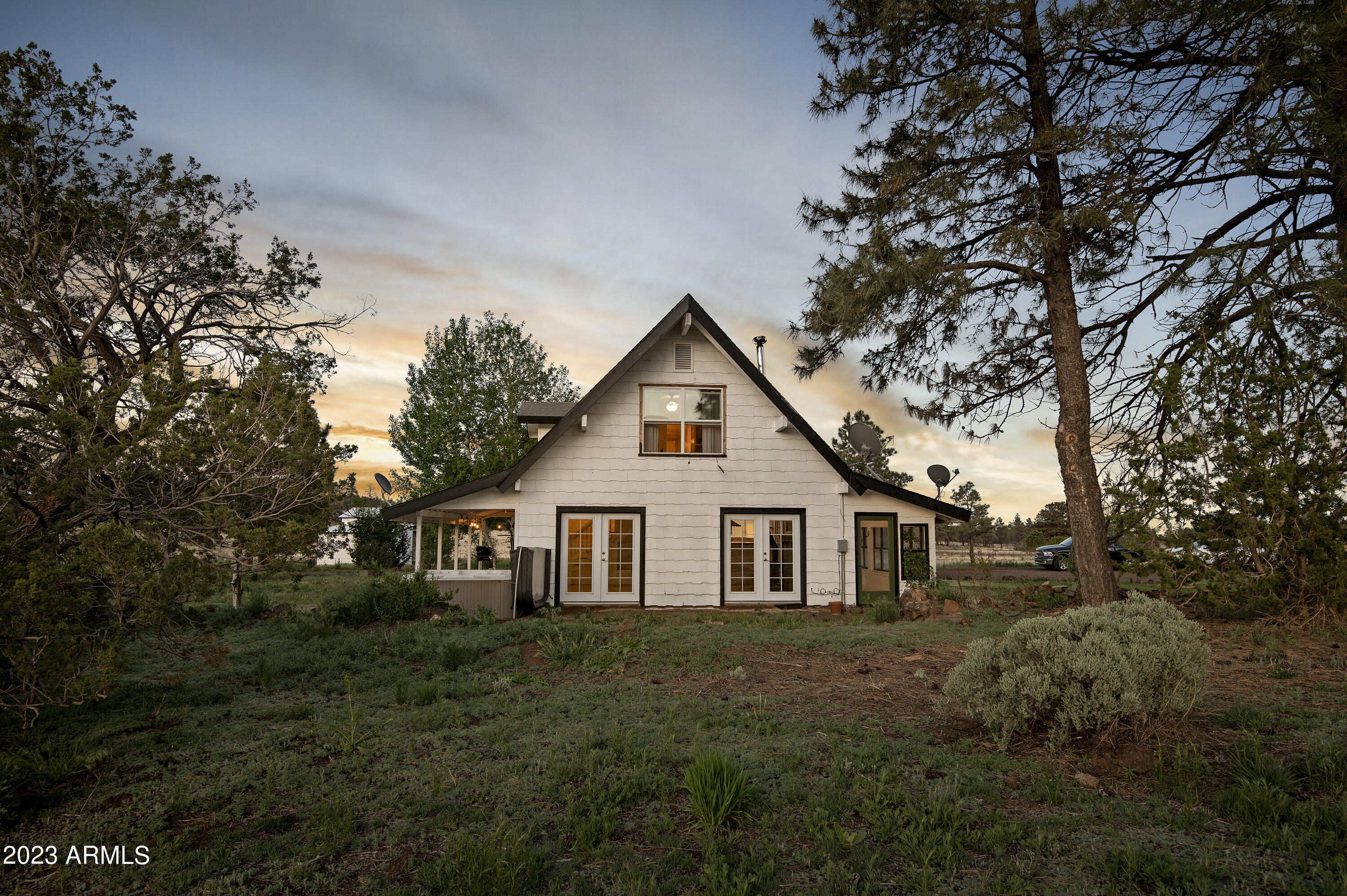 5745 Girls Ranch Road Flagstaff, AZ 86004 - Photo 4 of 43 DSC_1946