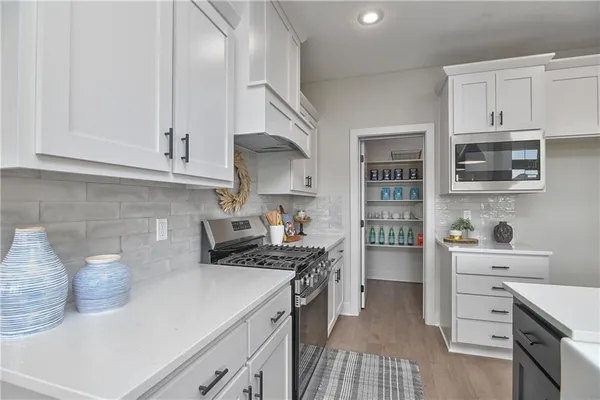 $699,950 | 23903 Clearcreek Parkway, Shawnee, KS 66226