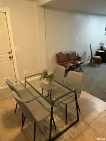 $1,500 | 5106 North Glen Elm Drive, Peoria Heights, IL 61616