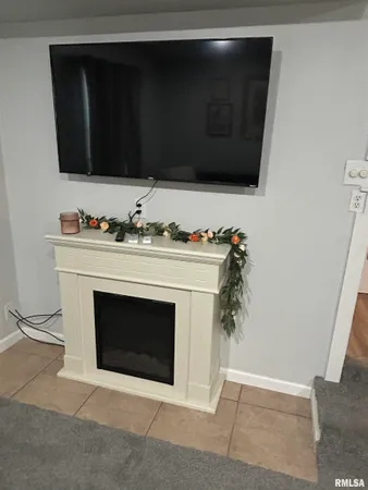 $1,500 | 5106 North Glen Elm Drive, Peoria Heights, IL 61616