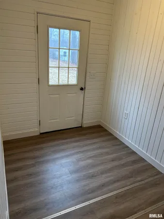 $1,500 | 5106 North Glen Elm Drive, Peoria Heights, IL 61616