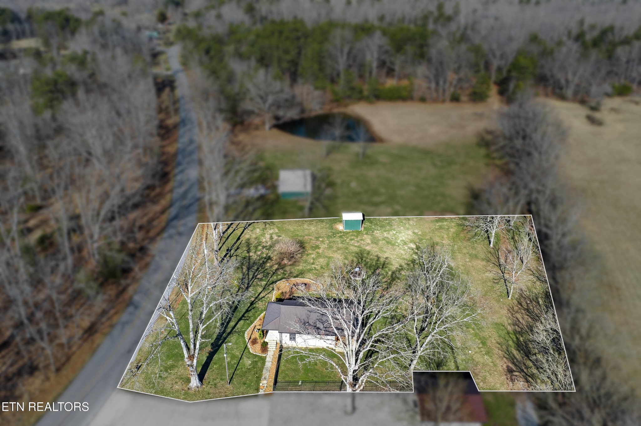 2496 Chestnut Hill Road Crossville, TN 38571 - Photo 2 of 38 a view of a yard