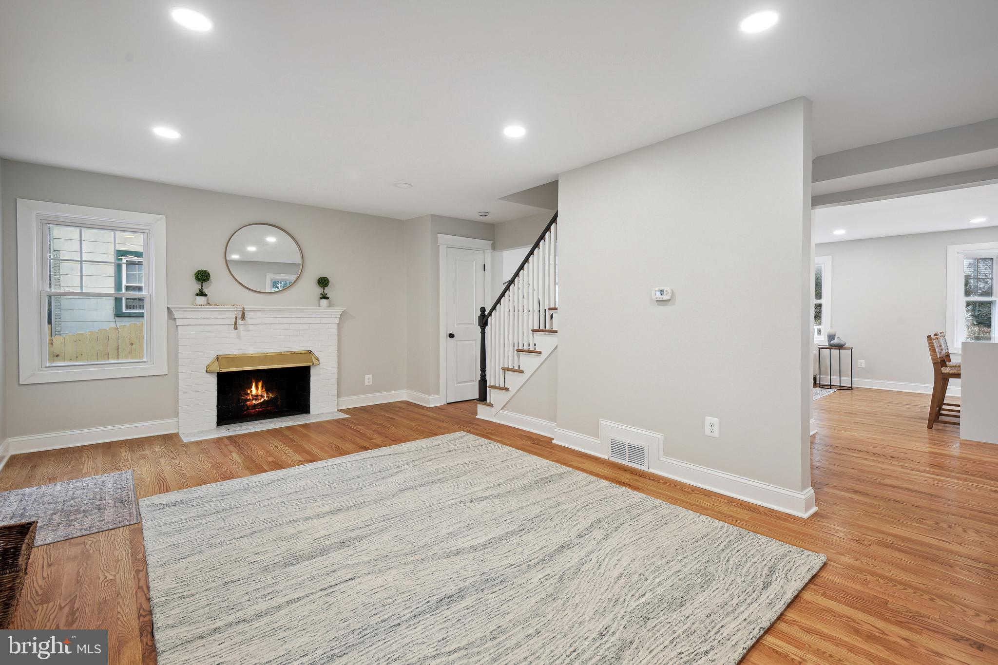 9920 Woodburn Road Silver Spring, MD 20901 - Photo 11 of 31