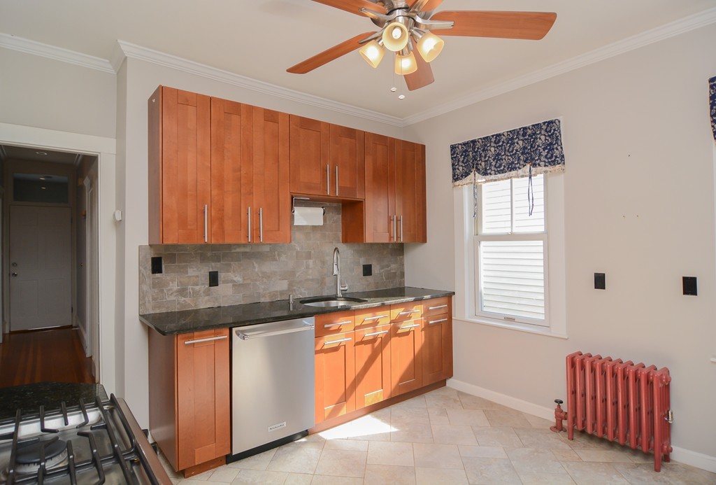 175 Savin Hill Avenue, Unit 3 Boston, MA 02125 - Photo 2 of 11