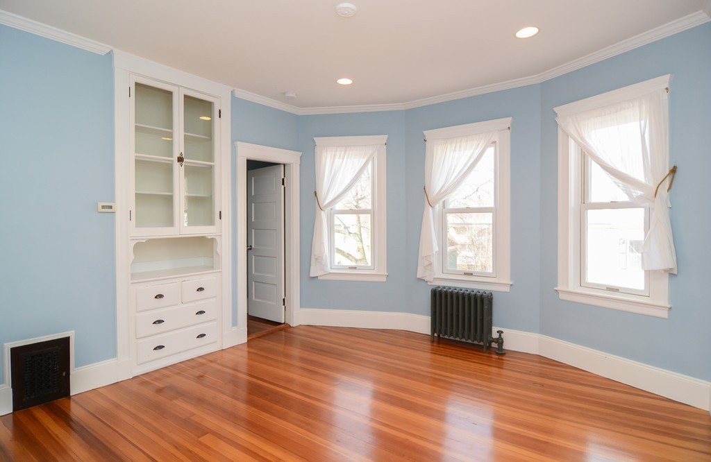 175 Savin Hill Avenue, Unit 3 Boston, MA 02125 - Photo 8 of 11