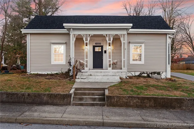 $320,000 | 600 Farquar Avenue, Corydon, IN 47112