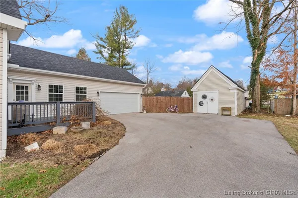 $280,000 | 600 Farquar Avenue, Corydon, IN 47112