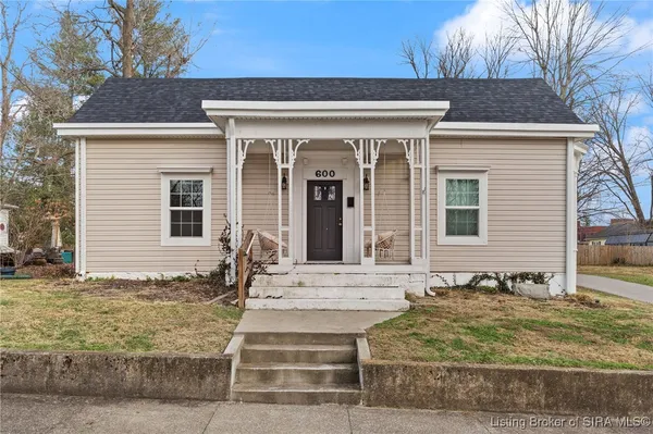 $280,000 | 600 Farquar Avenue, Corydon, IN 47112