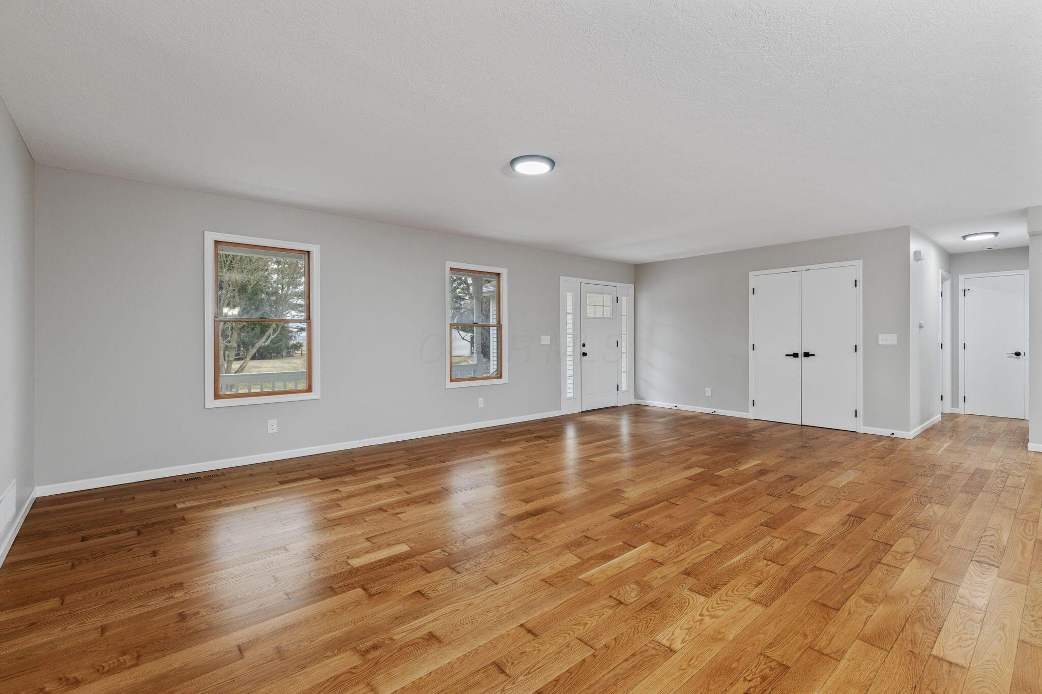 3284 Radnor Road Radnor, OH 43066 - Photo 5 of 36 2025-2-13 3284 Radnor Rd 027