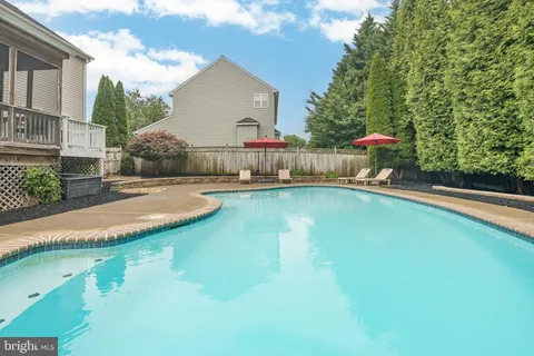 $824,900 | 242 Fox Chase Street, Warrenton, VA 20186