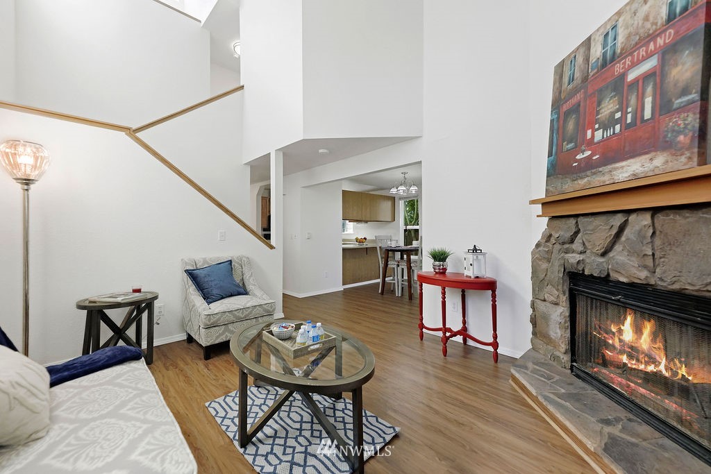 2129 185th Place Southeast Bothell, WA 98012 - Photo 5 of 26