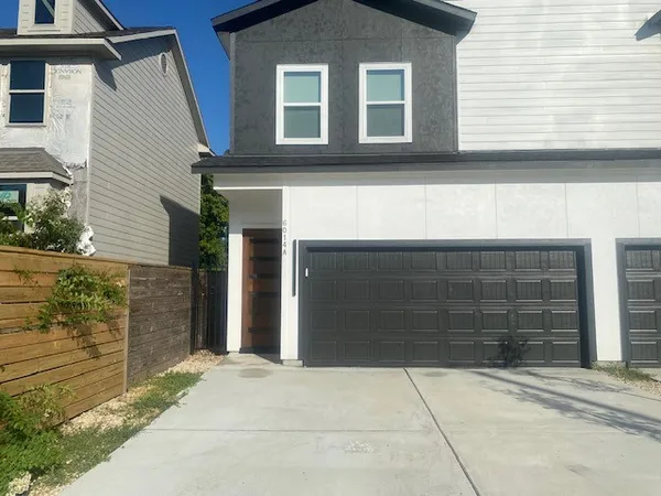$2,300 | 6014 Grace Lane, Unit A, Houston, TX 77021
