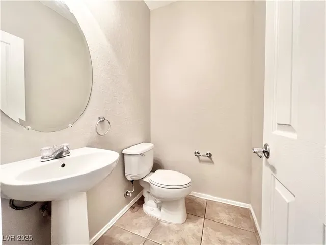 $2,200 | 2439 Blackcraig Street, Henderson, NV 89044