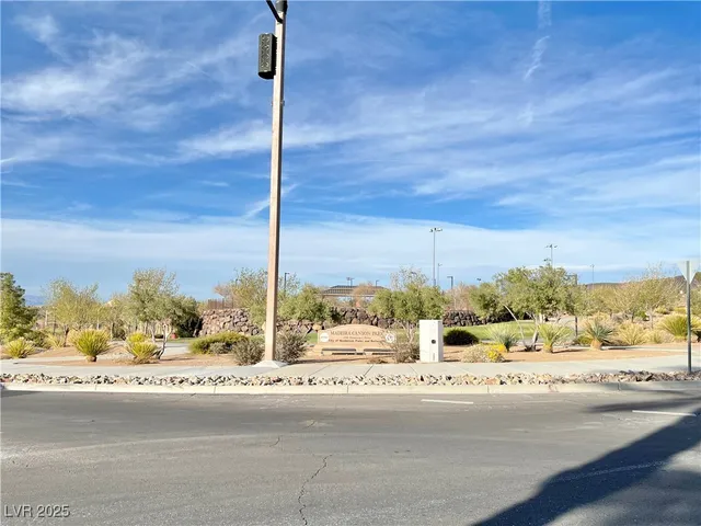$2,200 | 2439 Blackcraig Street, Henderson, NV 89044