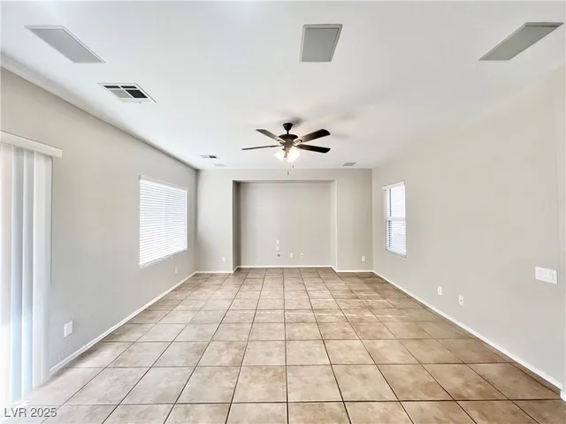 $2,200 | 2439 Blackcraig Street, Henderson, NV 89044