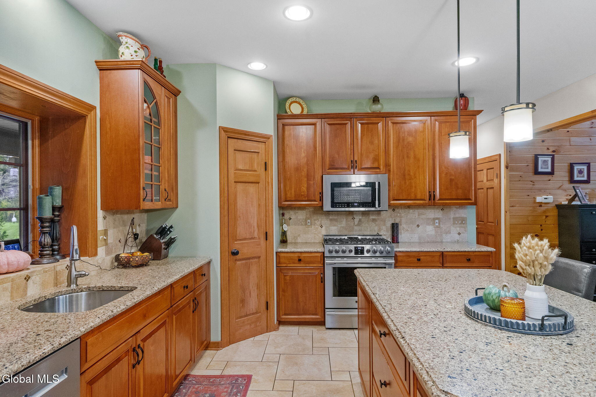 737 Muitzeskill Road Schodack, NY 12156 - Photo 12 of 64 45-web-or-mls-737-muitzeskill-rd (2)