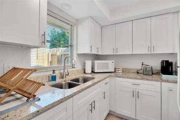 $4,300 | 1416 Leo Lane East, Clearwater, FL 33755