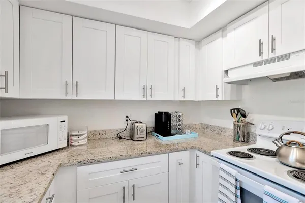 $4,300 | 1416 Leo Lane East, Clearwater, FL 33755