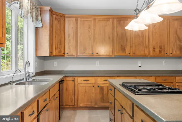 $849,000 | 5248 Ferry Branch Lane, Lothian, MD 20711