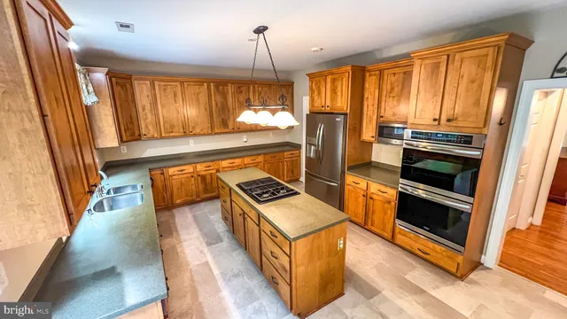 $849,000 | 5248 Ferry Branch Lane, Lothian, MD 20711