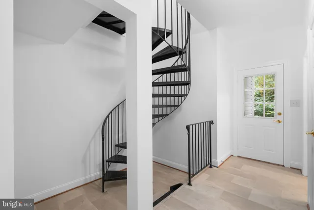 $849,000 | 5248 Ferry Branch Lane, Lothian, MD 20711