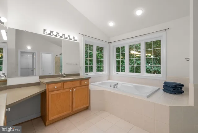 $849,000 | 5248 Ferry Branch Lane, Lothian, MD 20711