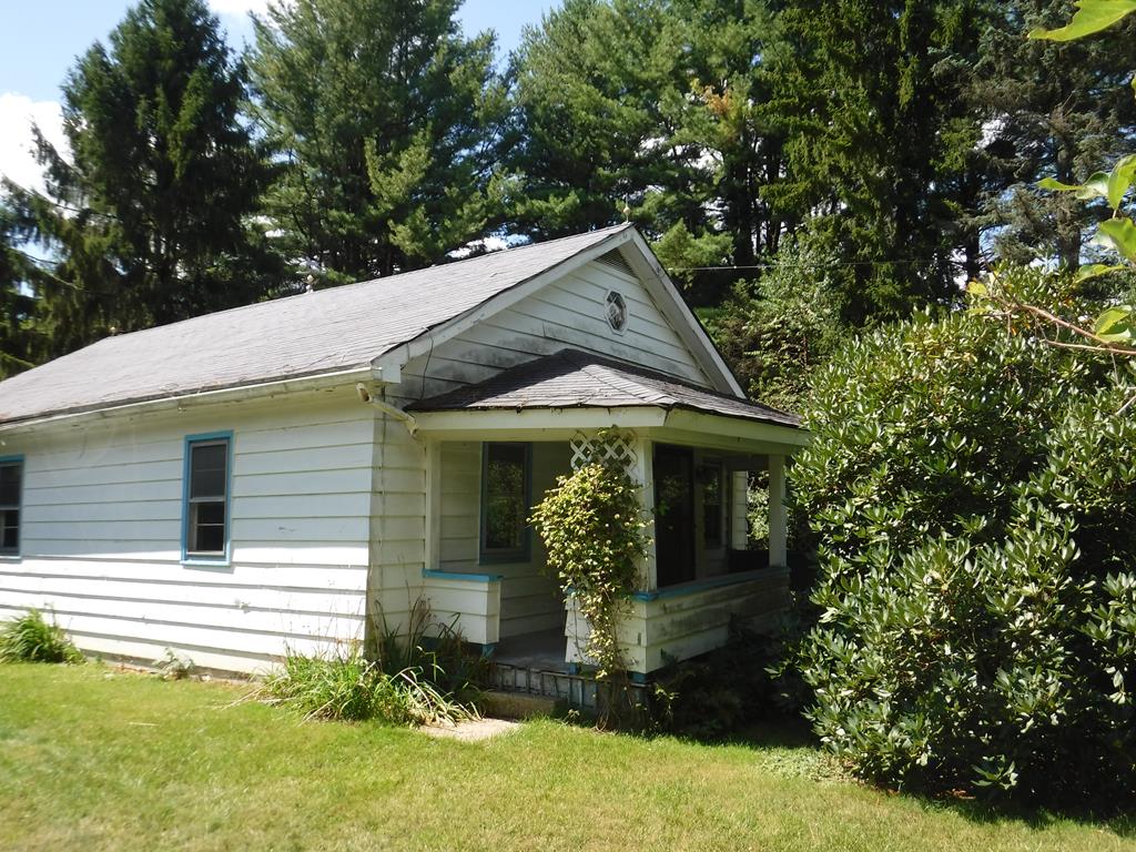 1085 East State Road Seneca, PA 16346 - Photo 1 of 19 Gallery Image 1